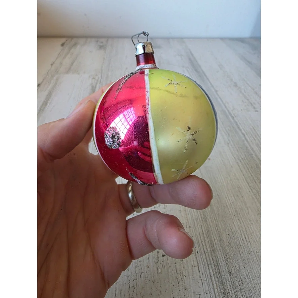 Vintage Poland beach ball Mica Star Glass Mercury ornament Xmas tree